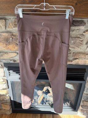 Zyia Brown High-Waist Pocket Leggings
